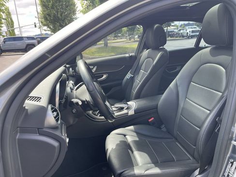 Used 2019 Mercedes-Benz C 300 4MATIC Sedan image 20