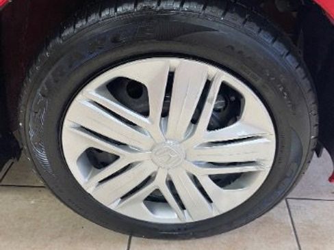 Used 2020 Honda Fit LX image 32