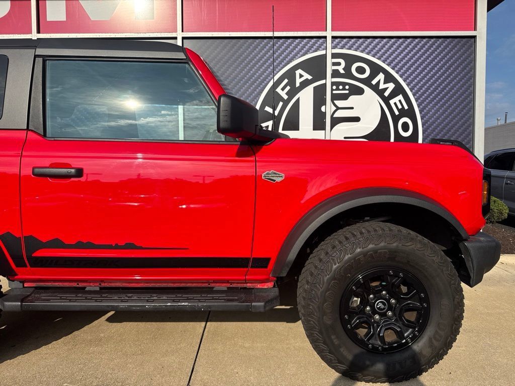 Used 2022 Ford Bronco Wildtrak AWD/4WD image 3