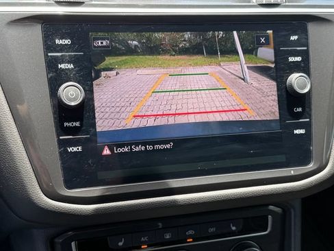 Certified 2024 Volkswagen Tiguan S FWD image 23