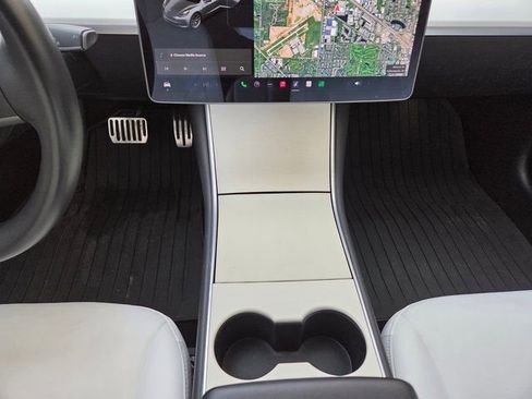 Used 2018 Tesla Model 3 Long Range image 29
