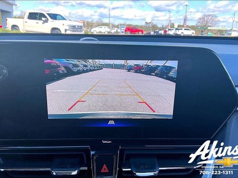 Used 2025 Chevrolet TrailBlazer LT image 12