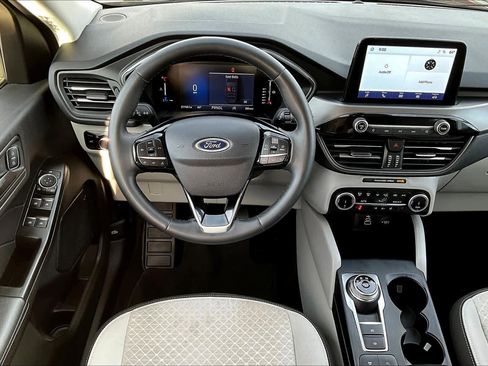 Used 2024 Ford Escape Active image 6