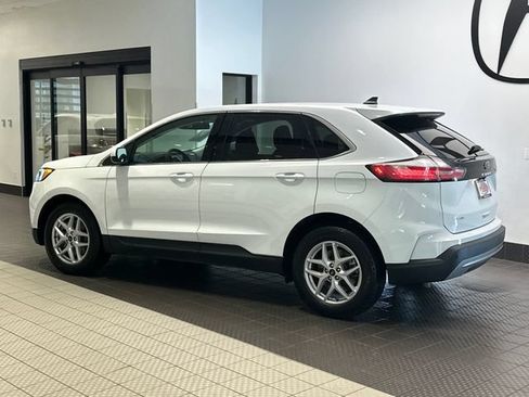 Used 2024 Ford Edge SEL w/ Cargo Accessory Package AWD/4WD image 4