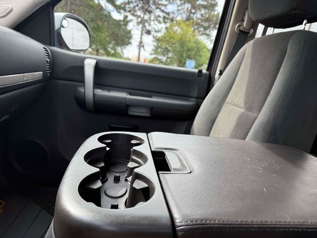 Used 2008 Chevrolet Silverado 1500 LT w/ Power Pack Plus RWD image 29