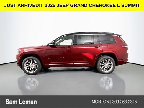 New 2025 Jeep Grand Cherokee L Summit w/ Luxury Tech Group V image 4