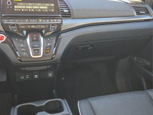 Used 2025 Honda Odyssey Elite image 19
