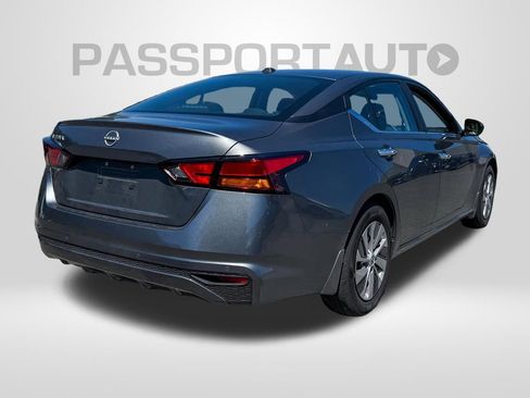 Certified 2025 Nissan Altima 2.5 S FWD image 5