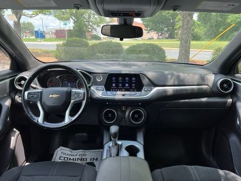 Used 2021 Chevrolet Blazer LT FWD image 23