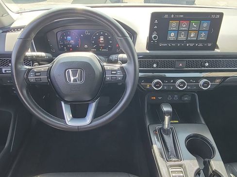 Used 2024 Honda Civic Touring image 11