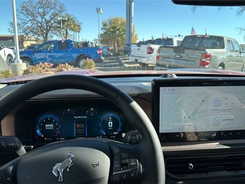 New 2025 Ford Bronco Sport Outer Banks w/ Outer Banks Tech Package+ image 10