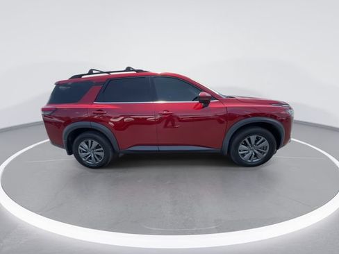 Certified 2022 Nissan Pathfinder SV FWD image 9