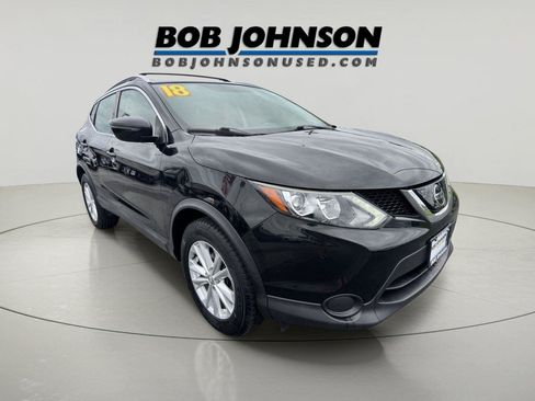 Used 2018 Nissan Rogue Sport SV AWD/4WD image 1