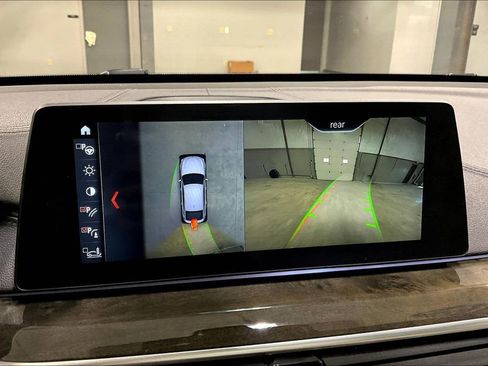 Used 2018 BMW 640i Gran Turismo xDrive AWD/4WD image 14