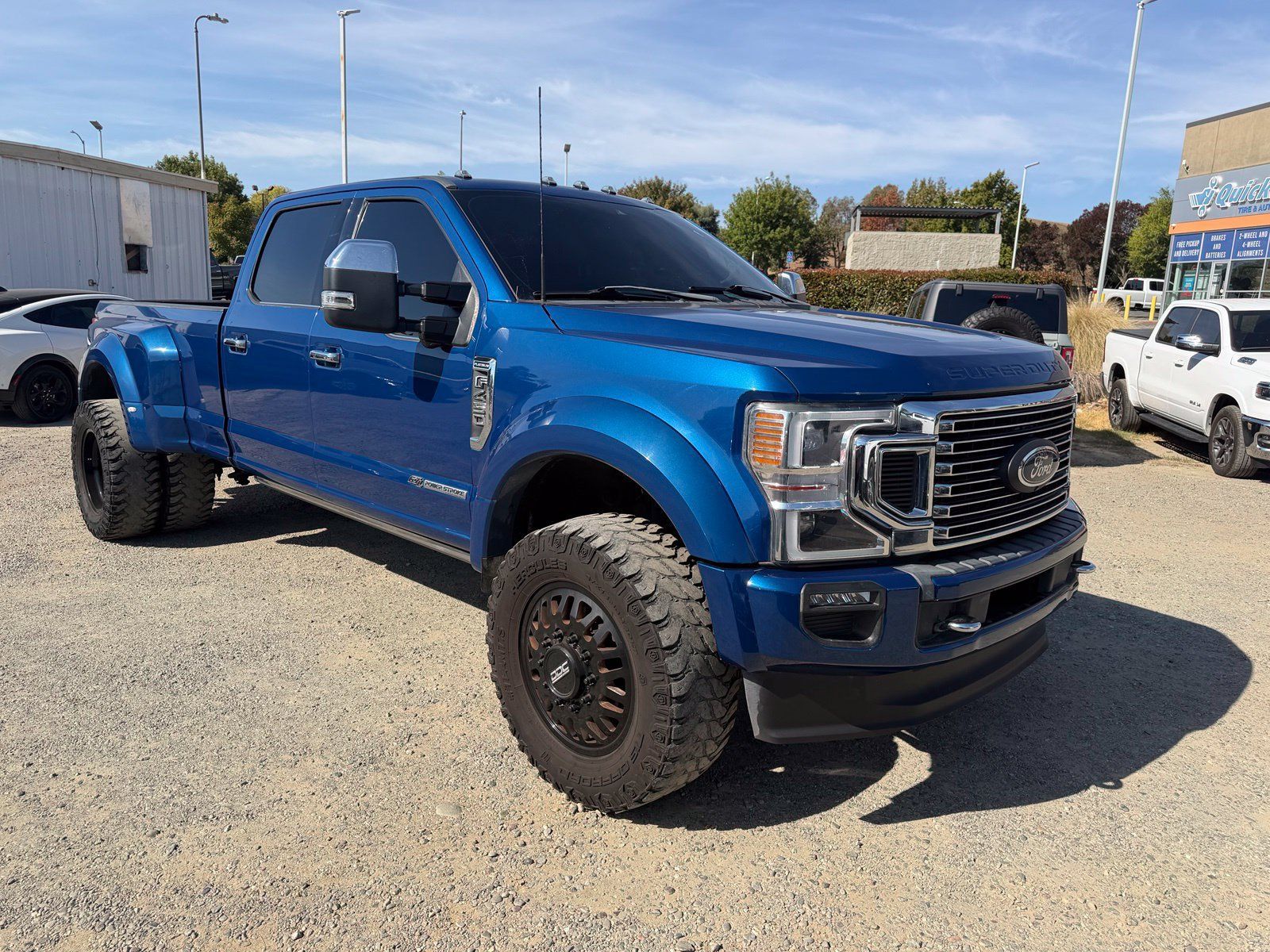 Used 2022 Ford F450 Platinum w/ FX4 Off-Road Package AWD/4WD image 7