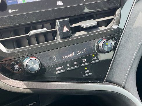Used 2024 Toyota Camry XSE w/ Navigation Package image 16