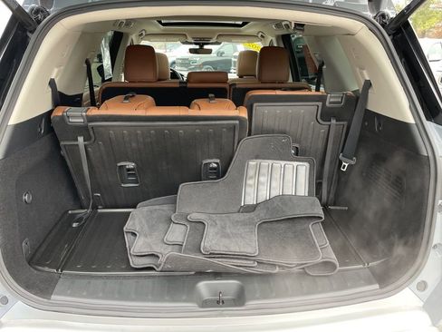 Used 2025 Nissan Pathfinder Platinum w/ Cargo Package image 53