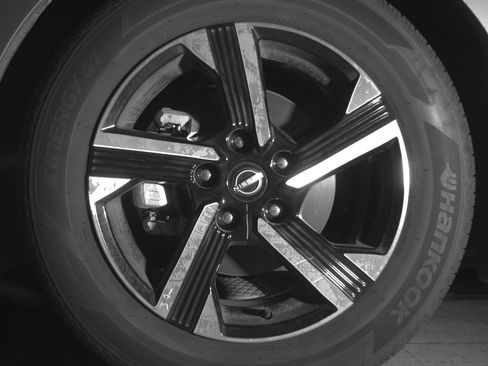 Used 2025 Nissan Sentra SV image 12