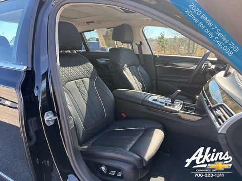 Used 2020 BMW 750i xDrive w/ Executive Package image 23