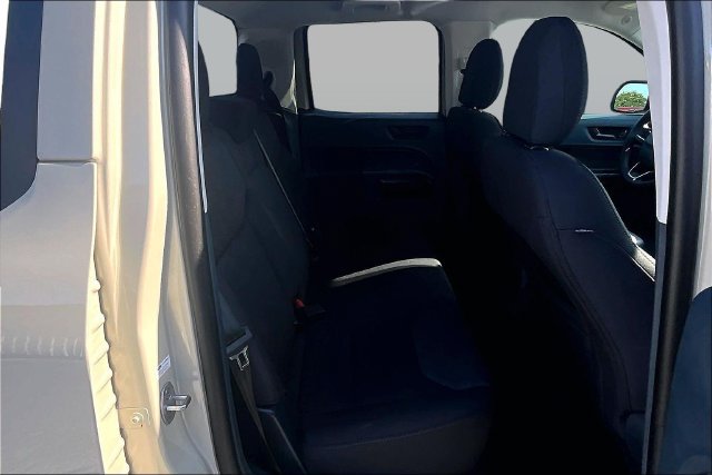 Certified 2025 Ford Maverick XL FWD image 29