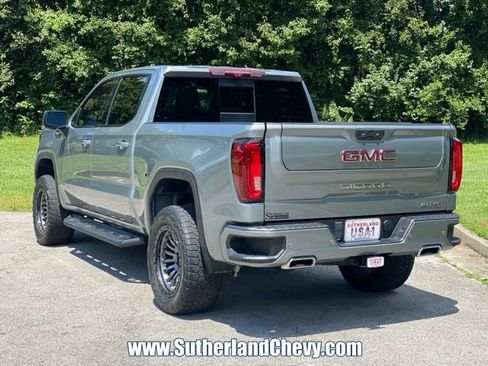 Used 2023 GMC Sierra 1500 AT4 w/ AT4 Premium Package AWD/4WD image 5