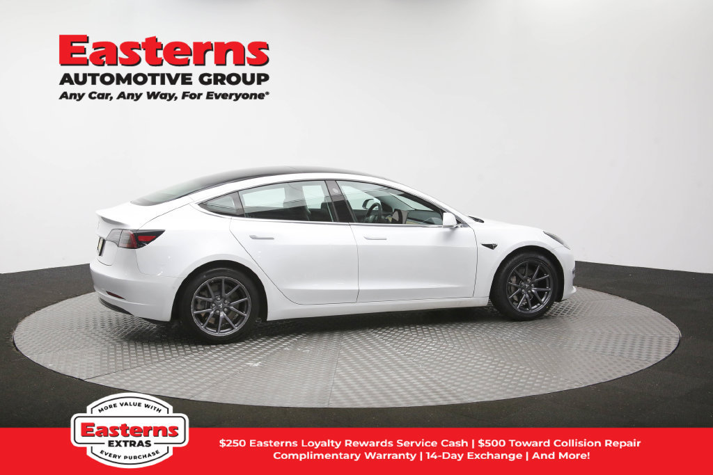 Used 2020 Tesla Model 3 Standard Range RWD image 40