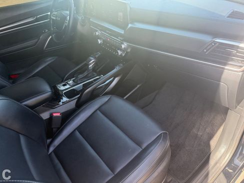 Used 2024 Kia Telluride S w/ S Sunroof Package AWD/4WD image 9
