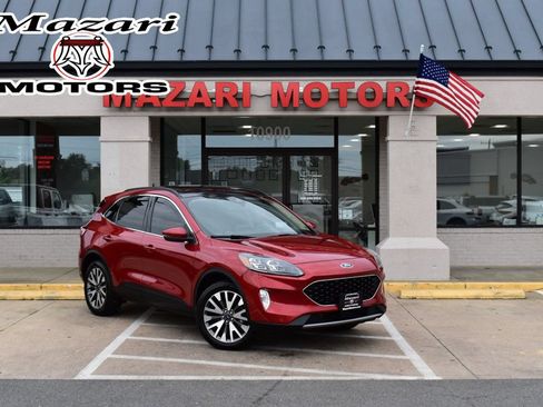 Used 2020 Ford Escape Titanium AWD/4WD image 1