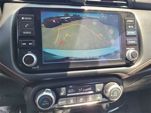 New 2025 Nissan Versa SR w/ Trunk Package image 9