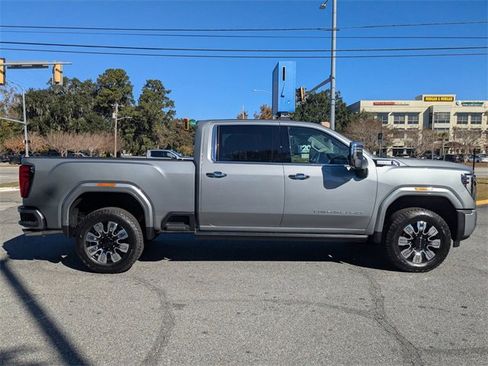 New 2026 GMC Sierra 2500 Denali w/ Denali Reserve Package image 4