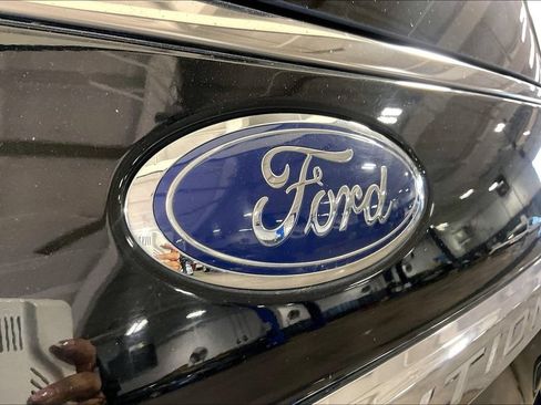 Used 2021 Ford Expedition Max Limited AWD/4WD image 38