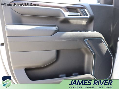 Used 2024 GMC Sierra 1500 SLT AWD/4WD image 20