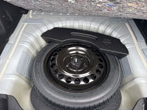 Certified 2021 Chevrolet Malibu RS image 32