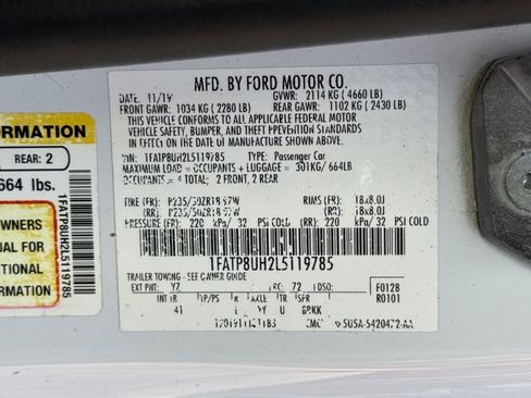 Used 2020 Ford Mustang Premium image 28