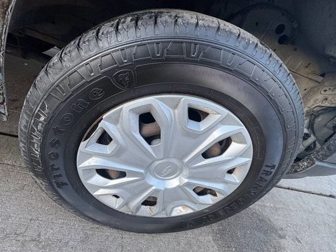 Used 2017 Ford Transit 250 130 Low Roof w/ Exterior Upgrade Package image 24