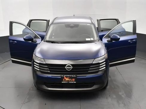 Used 2025 Nissan Kicks SV image 10