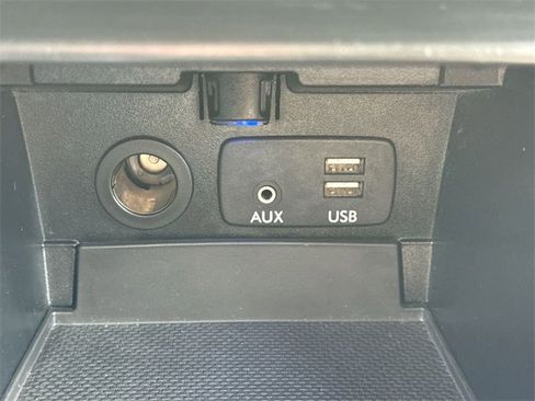 Used 2015 Subaru Outback 2.5i Limited image 39