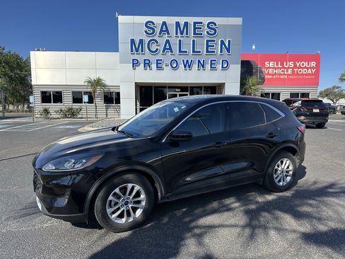 Used 2020 Ford Escape SE image 1