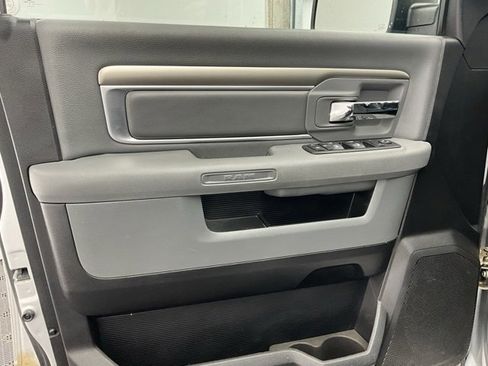 Used 2015 RAM 1500 Classic SLT image 14