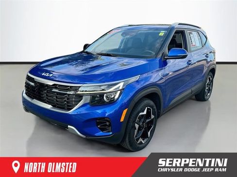 Used 2025 Kia Seltos S AWD/4WD image 1
