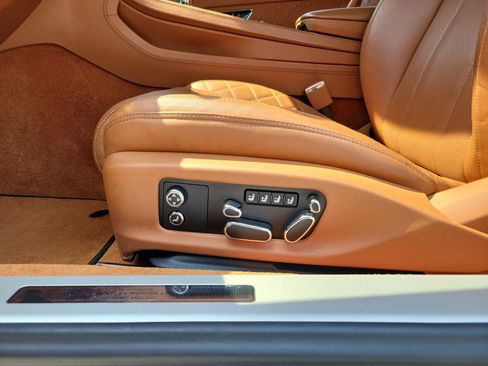 Certified 2020 Bentley Continental GT AWD/4WD image 25