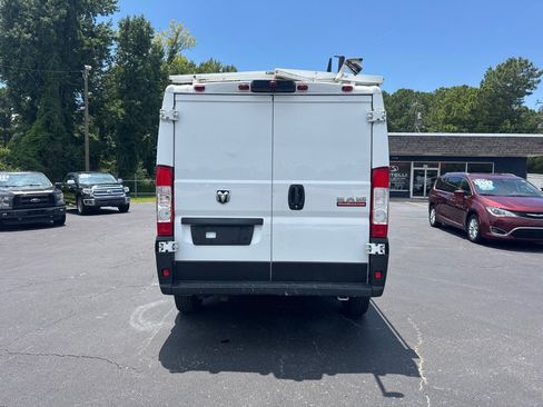 Used 2020 RAM ProMaster 2500 FWD image 4