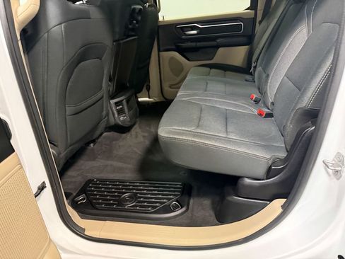 Used 2020 RAM 1500 Big Horn AWD/4WD image 49