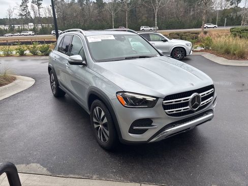 Used 2024 Mercedes-Benz GLE 350 4MATIC image 4
