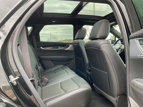 Used 2024 Cadillac XT5 Premium Luxury AWD/4WD image 15