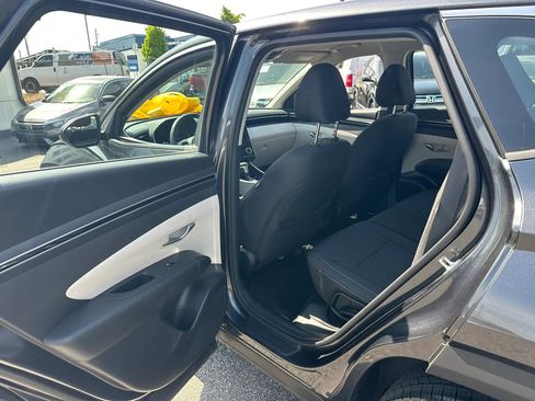 Used 2024 Hyundai Tucson SE FWD image 18