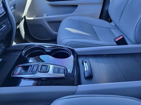 Used 2020 Honda Pilot Elite image 19