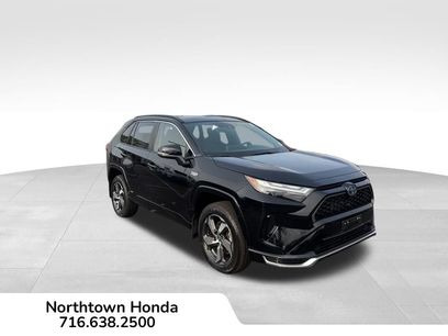 Used 2023 Toyota RAV4 SE w/ Weather & Moonroof Package