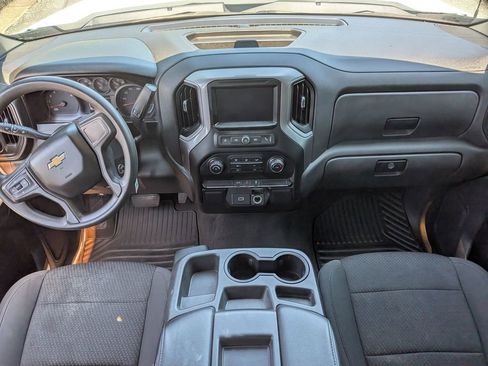 Used 2020 Chevrolet Silverado 1500 Custom w/ Custom Value Package AWD/4WD image 25