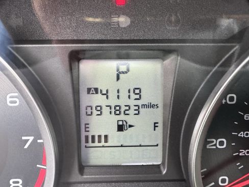 Used 2018 Subaru Forester 2.5i Premium w/ All-Weather Package image 17